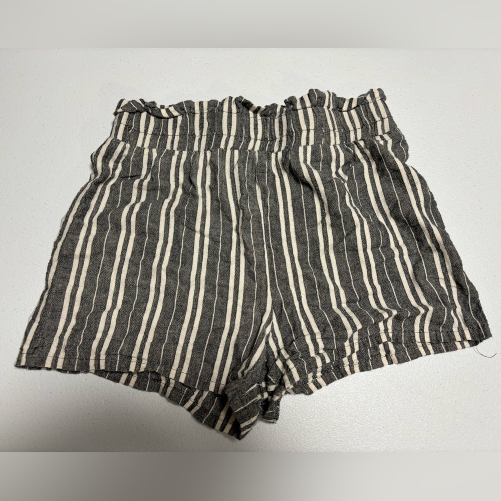 Small striped shorts